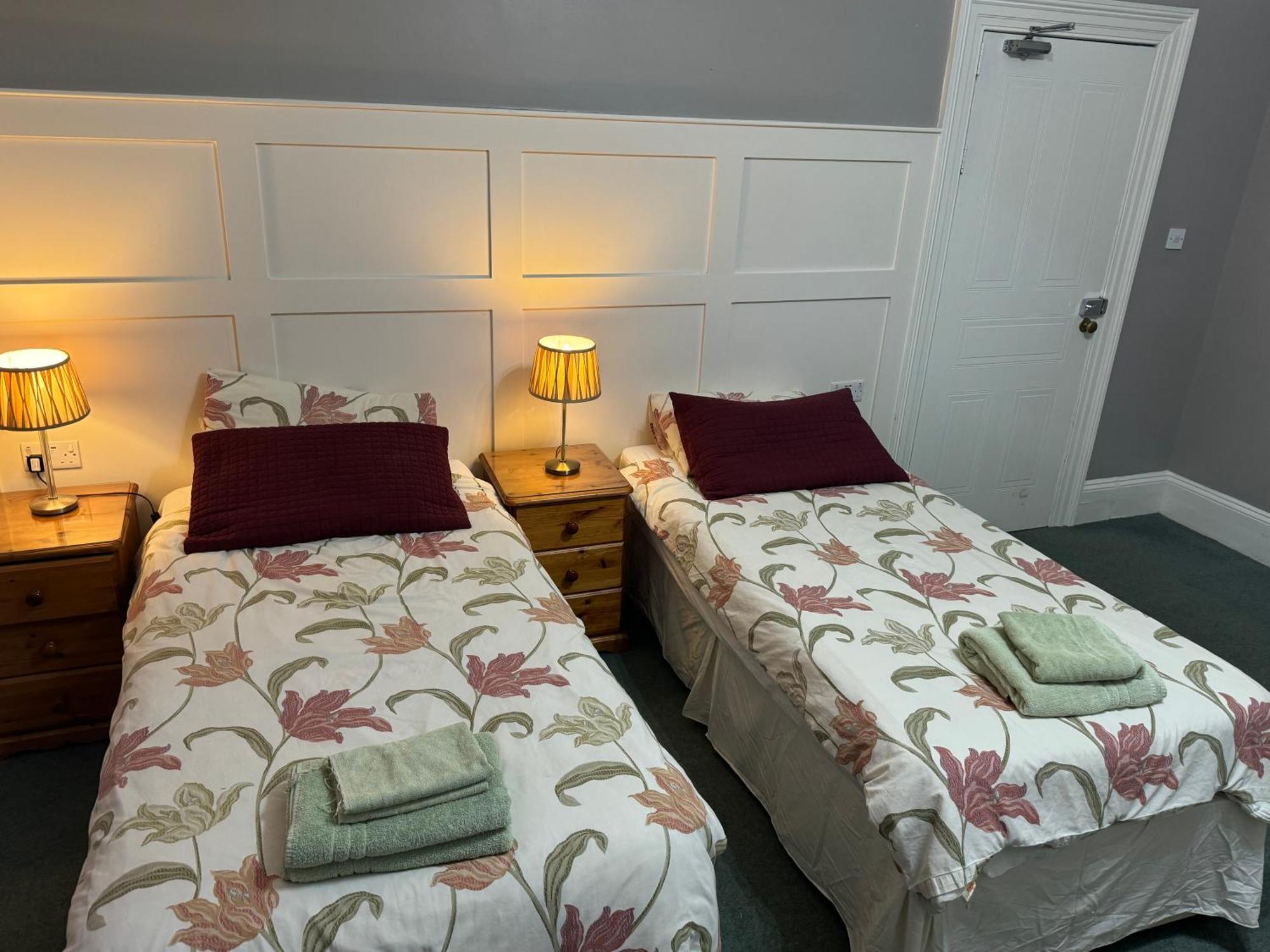 The Bliss 2 Stay, Self Check-in With Smart Lock, Non Smoking In And Out Homestay Southampton