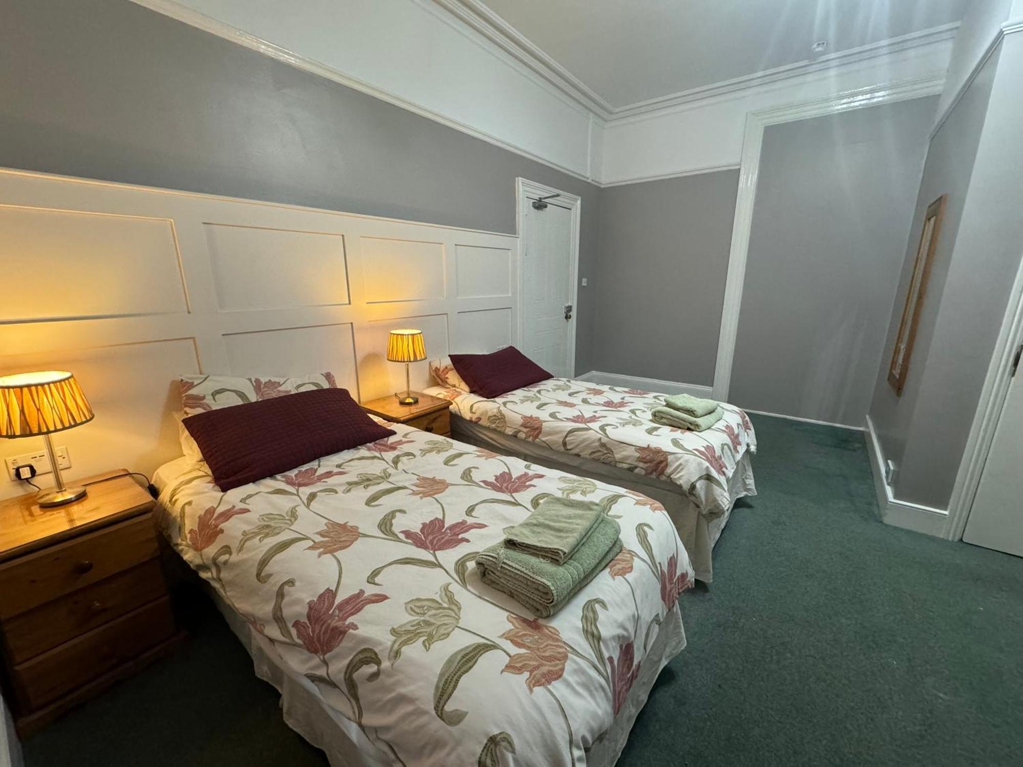 Homestay The Bliss 2 Stay, Self Check-in With Smart Lock, Non Smoking In And Out *